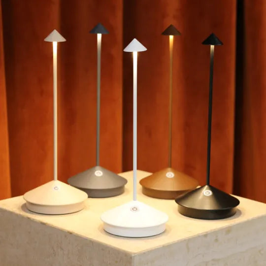 Nordic LED Lamp | Stijlvolle en Dimbare Verlichting voor Slaapkamers
