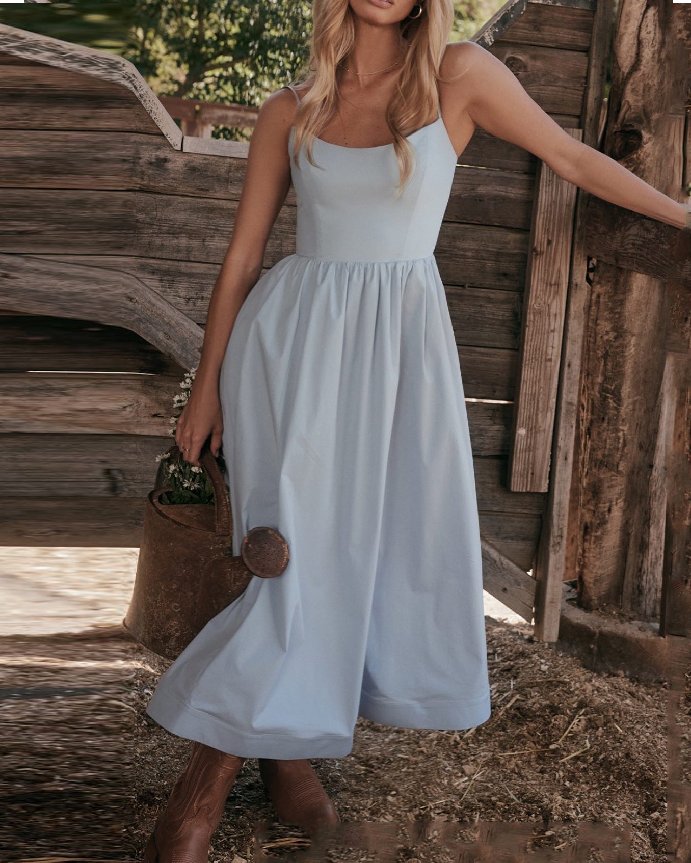 Eliana | Elegante geplooide jurk met vloeiende pasvorm
