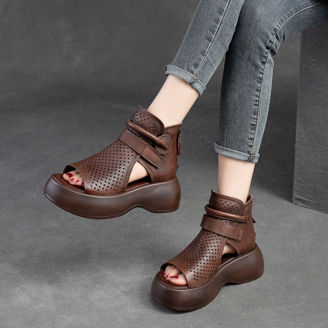 Isabella | Retro Comfortabele Sandalen met Ademende Gaten en Dikke Zool