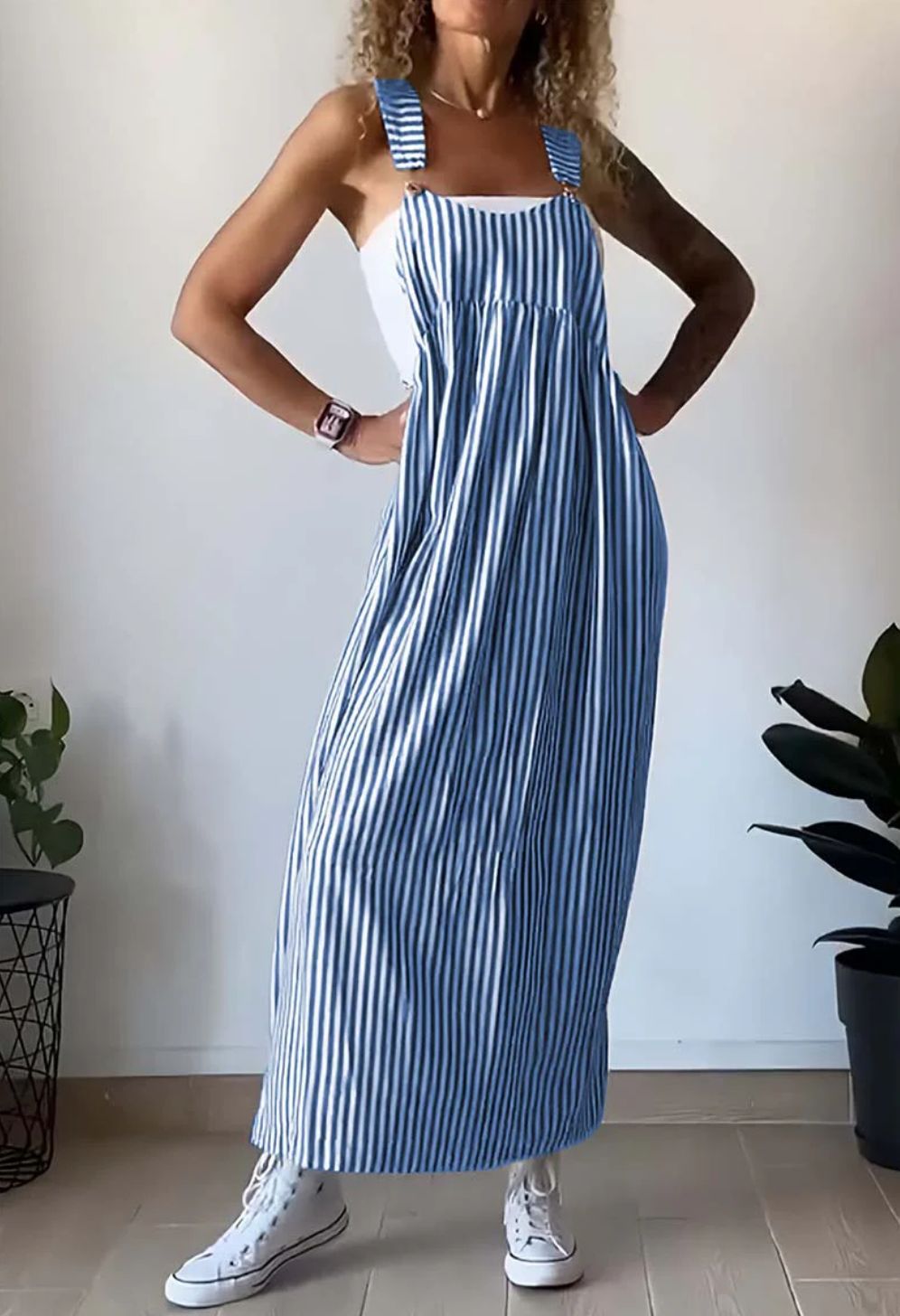 Luna | Elegante Zomerse Halterjurk met Strepen en Gesp