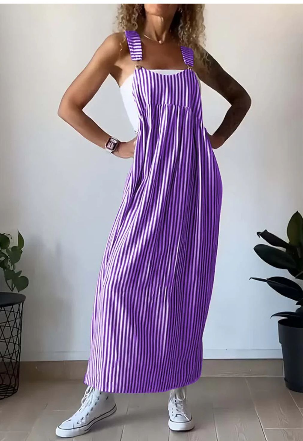 Luna | Elegante Zomerse Halterjurk met Strepen en Gesp