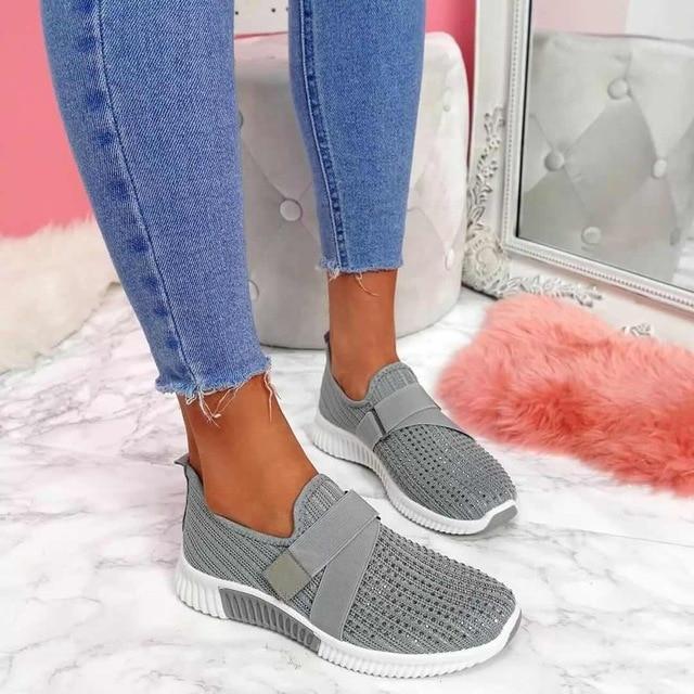 Lina | Ademende Orthopedische Slip-On Sneakers met Klittenband