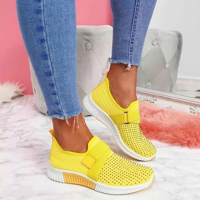 Lina | Ademende Orthopedische Slip-On Sneakers met Klittenband