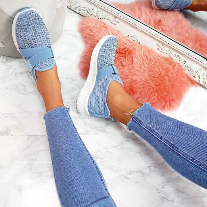 Lina | Ademende Orthopedische Slip-On Sneakers met Klittenband