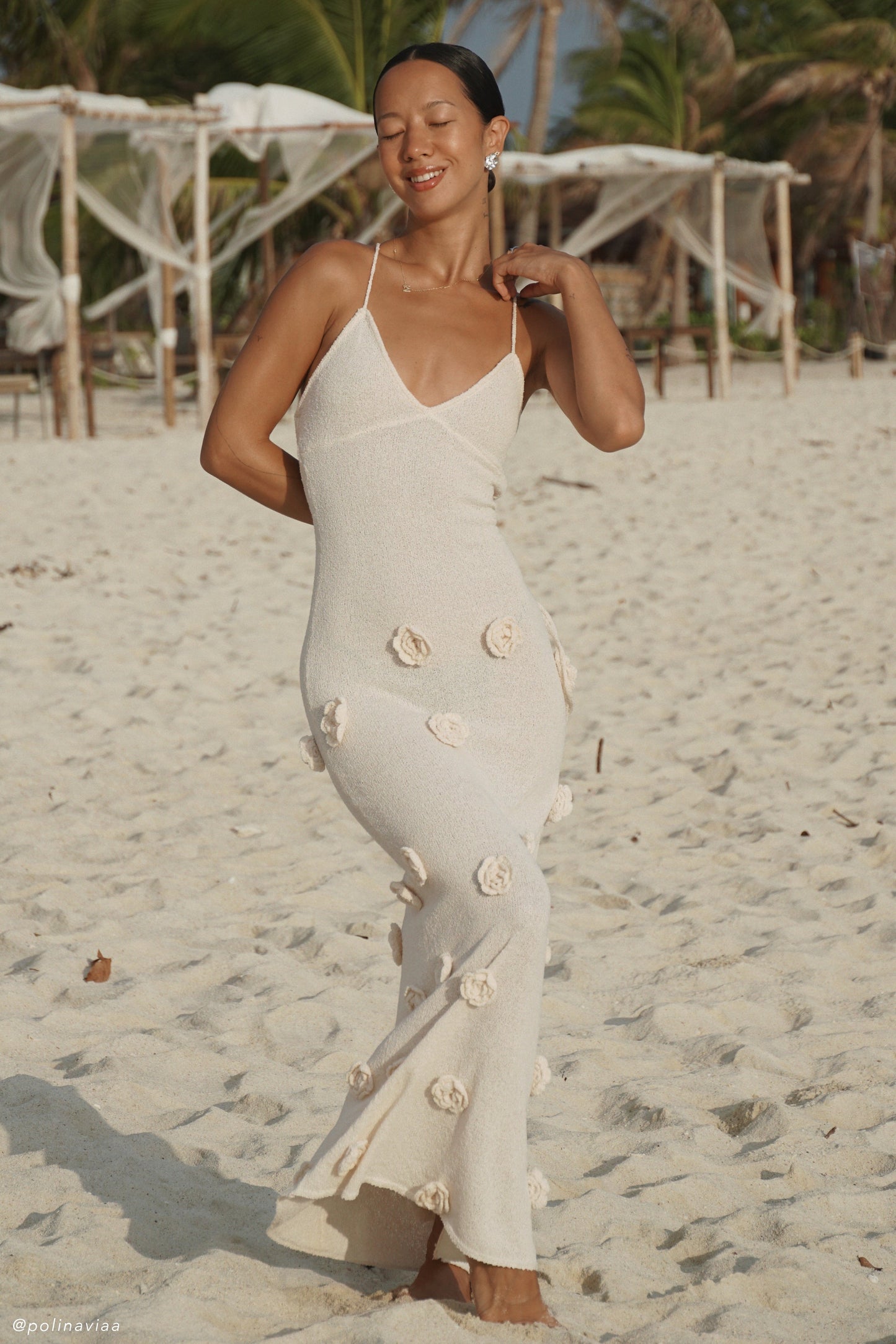 Sophia | Gebreide Jurk met Open Rug en Bloemen